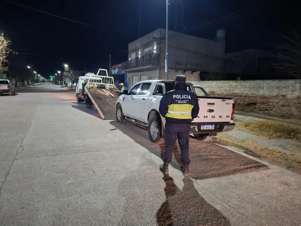 La camioneta fue secuestrada y llevada al corralón municipal. 