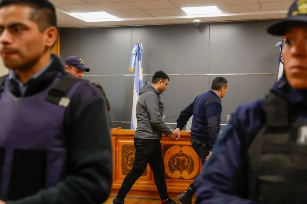 El acusado fue trasladado al penal de General Roca y no a la comisaría de la costa rionegrina (foto: Eugenia Neme( El Cordillerano)

