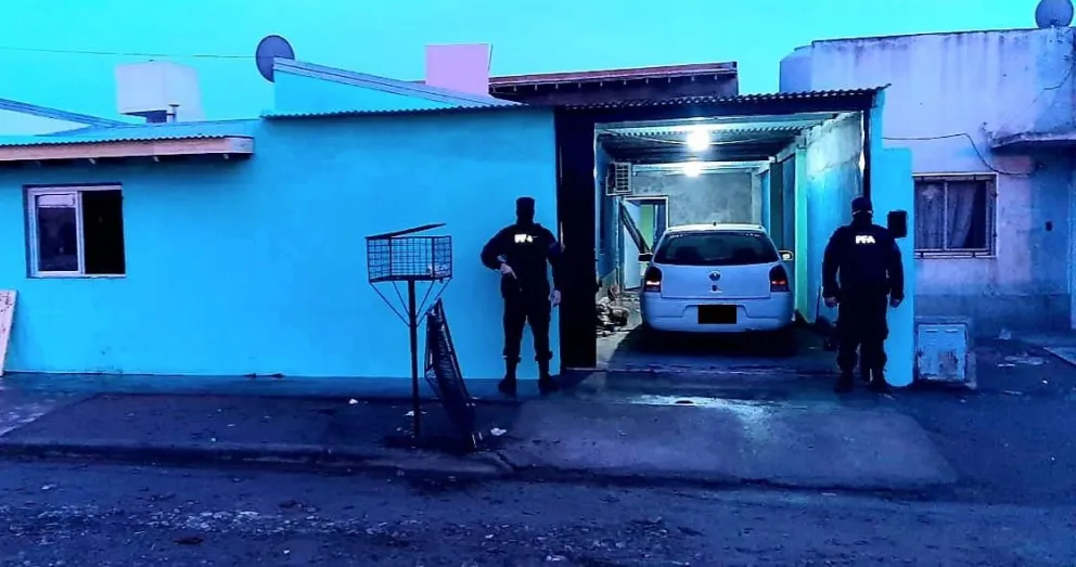 Allanamientos realizados por miembros de la Policía Federal de Viedma. 