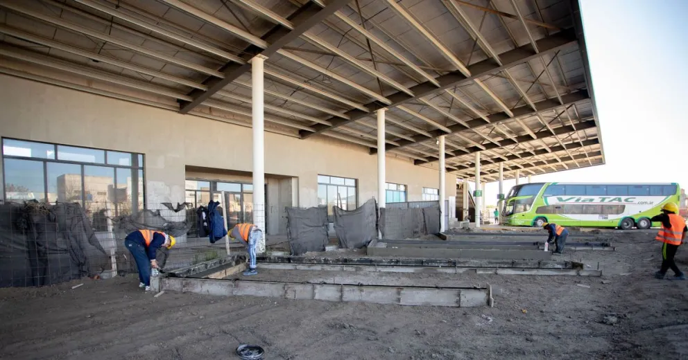 Obra en la terminal de Viedma. 