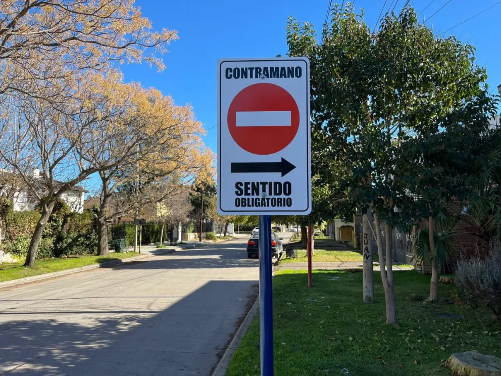 Nuevas determinaciones en el tránsito viedmense, en dos barrios de la ciudad. 
