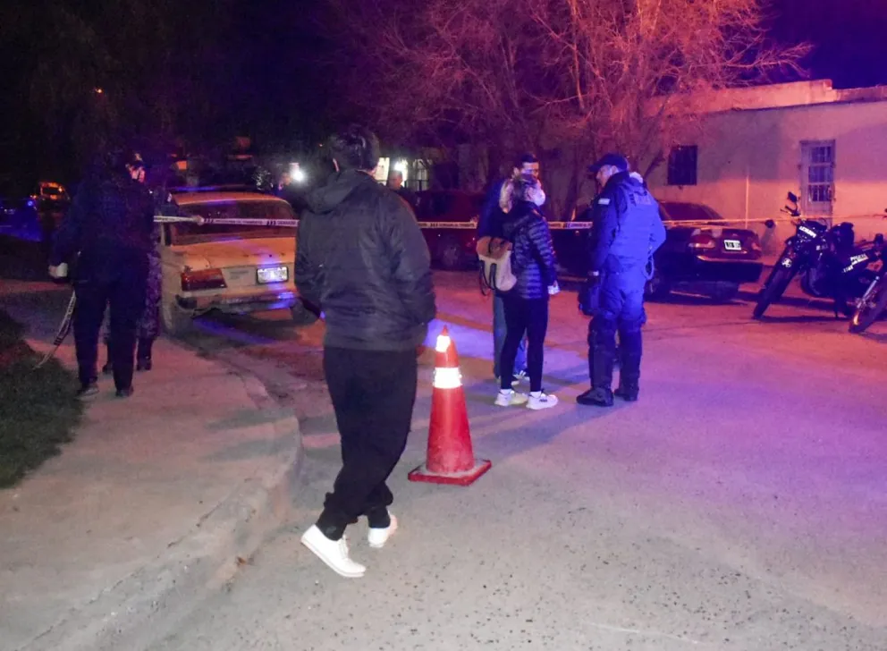 El caso está a cargo de la fiscal Giammona, quien estuvo en el lugar del hecho.