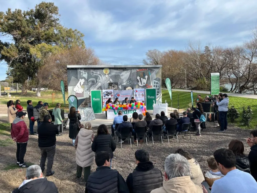 Hubo una presentación oficial de las actividades en conferencia de prensa.