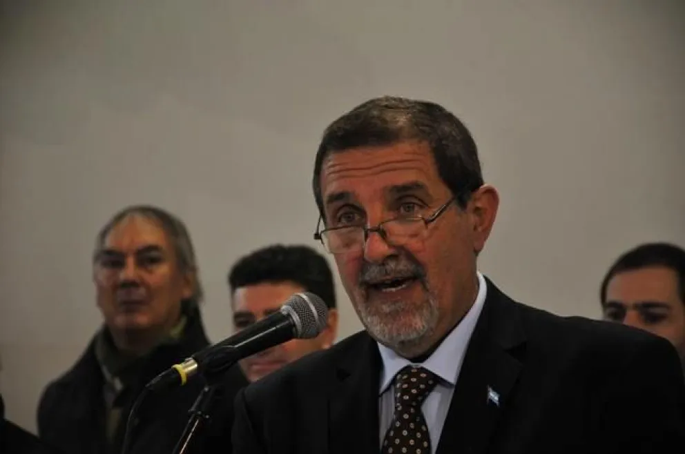 Gobernó la ciudad de Viedma desde el 5 de enero de 2013 hasta su muerte en 2019. 