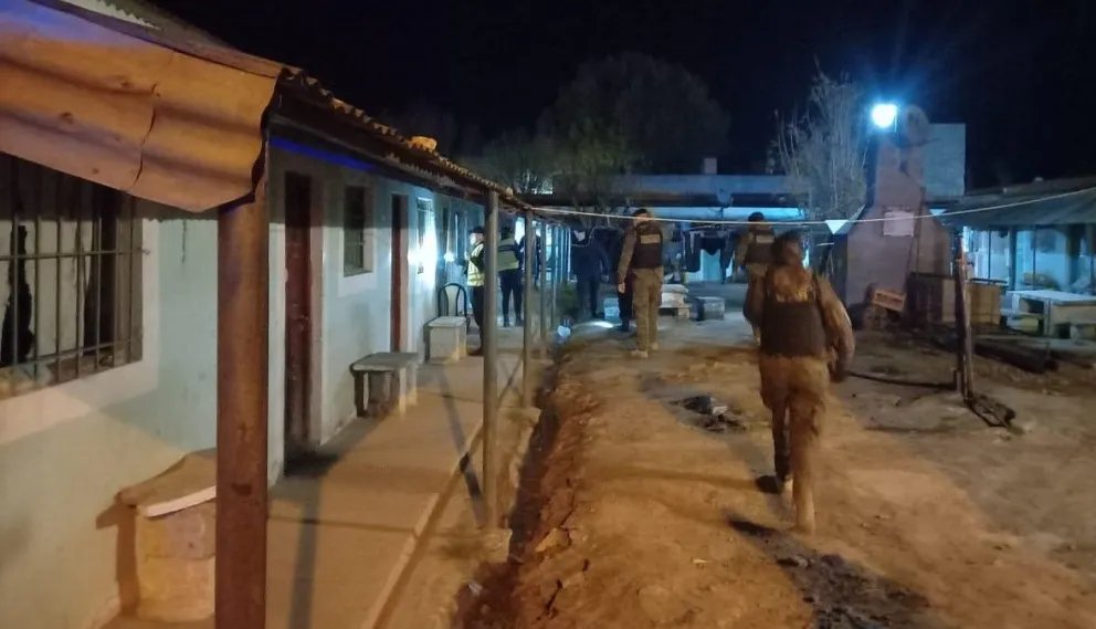 Intensa labor policial durante la madrugada del domingo. 
