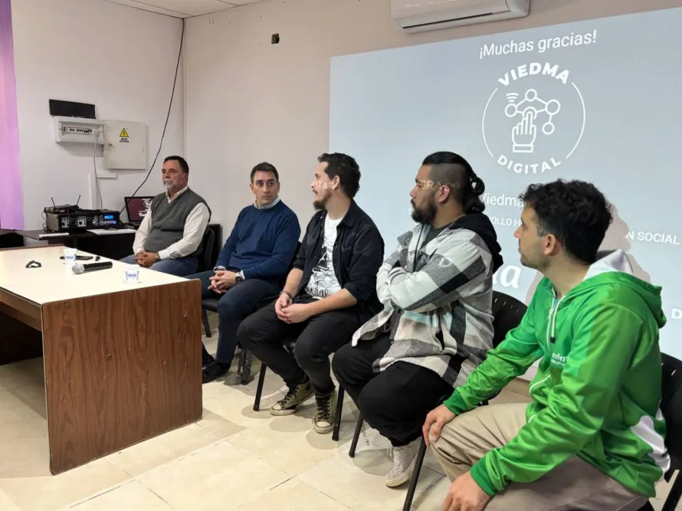 La presentación oficial se realizó en hora de la mañana en la sede del Punto Digital.