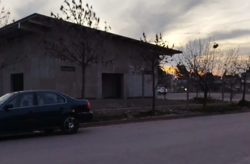 Lugar apuntado por los testigos por un abuso, a metros de la terminal de Viedma. 