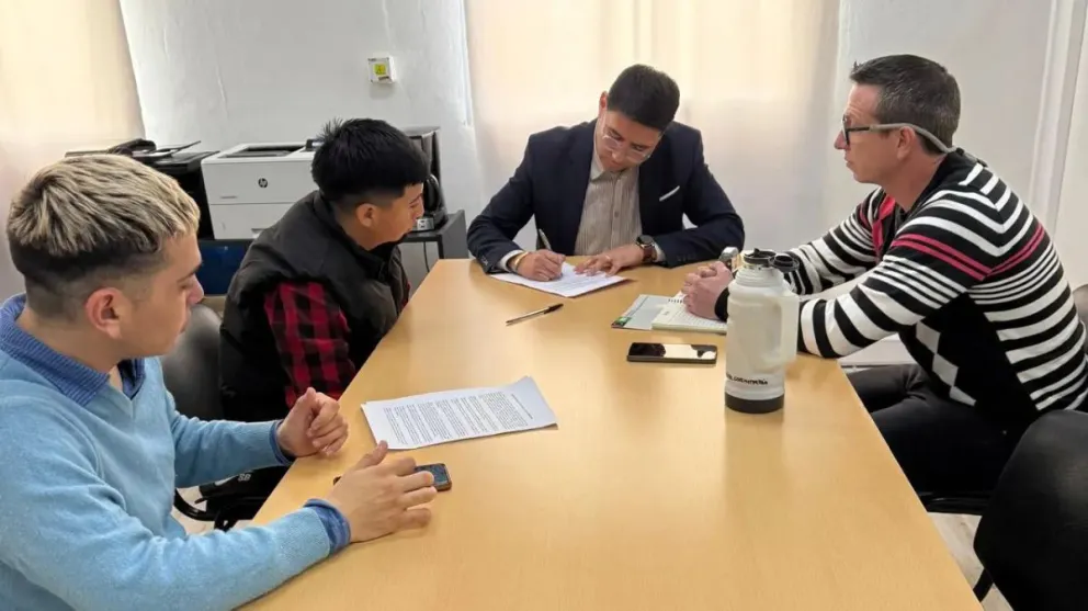 El Ministerio de Seguridad y Justicia y el Ministerio de Desarrollo Humano avanzan en acciones concretas para generar oportunidades laborales.