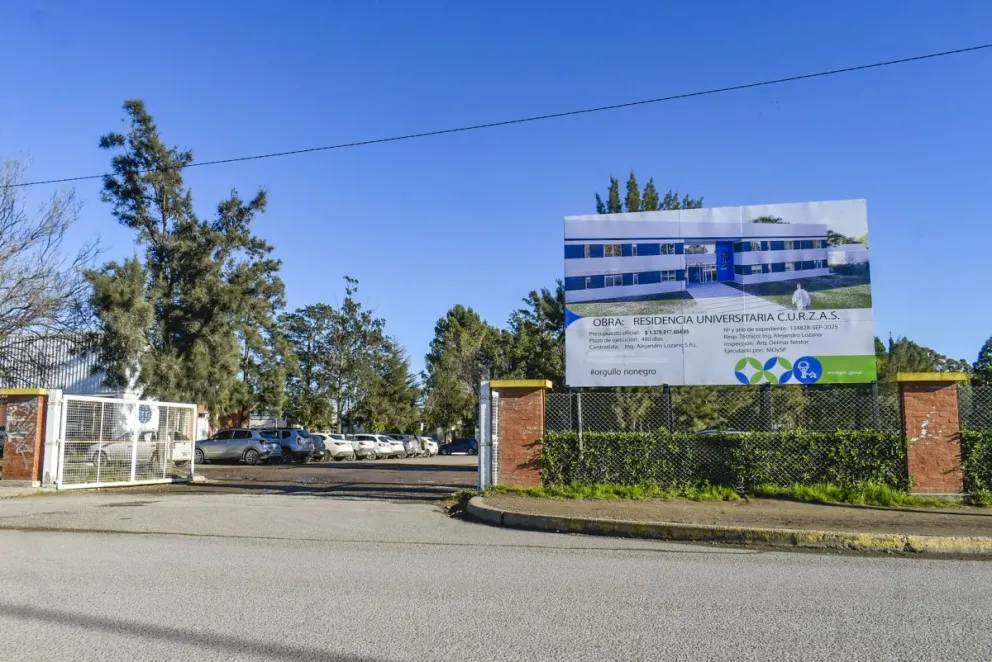 La instalación del cartel es un indicio de una pronta puesta en marcha de la obra. 