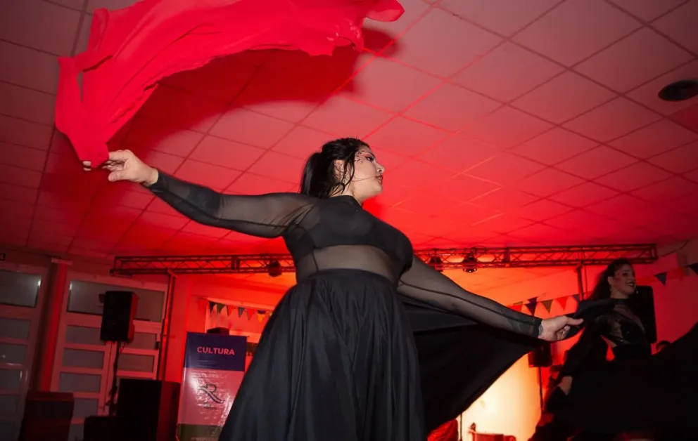 La idea busca derribar las barreras que enfrentan quienes no encajan en lo "típico".