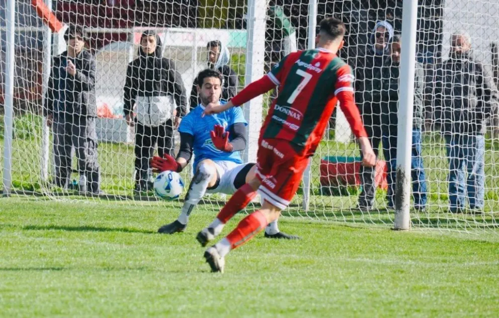 El gol de Juan Bonet, el tercero del partido. Foto: Martín Angelini / Prensa Círculo.