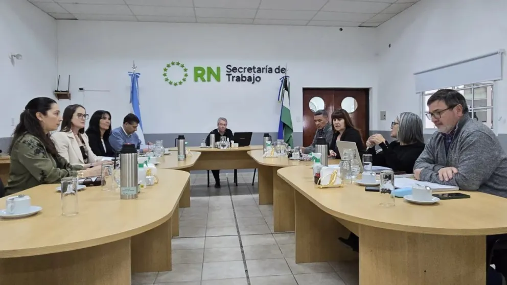 Las partes acordaron mantener el diálogo abierto y establecer nuevas fechas de encuentro para continuar las conversaciones. 