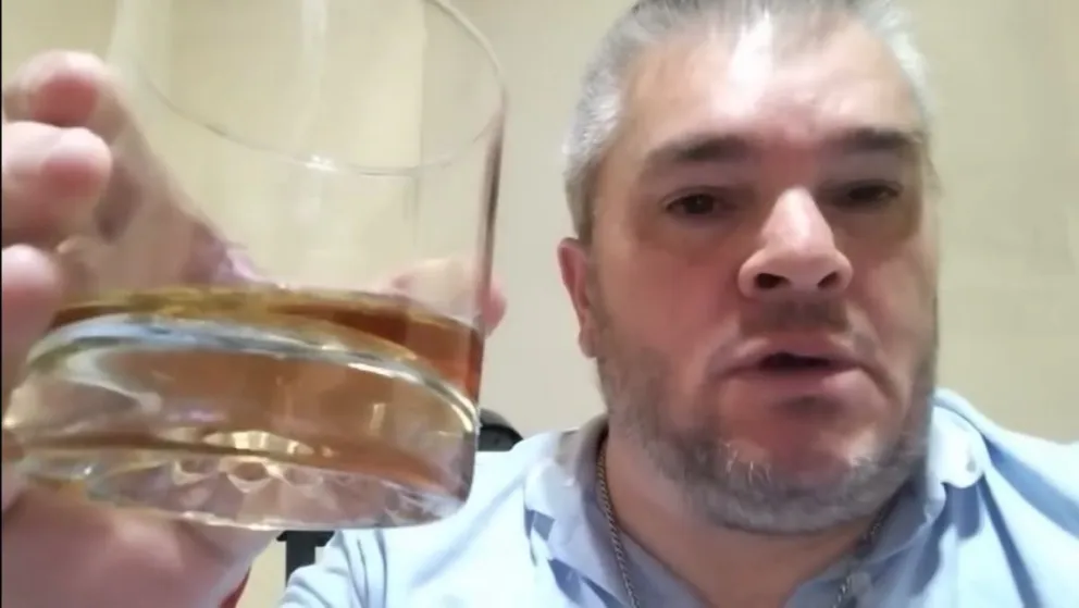 El consejero escolar de Patagones, Darío Ricca, y una broma que cayó mal. 