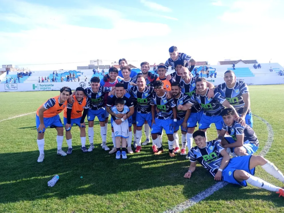 Sol, enorme ante su gente.