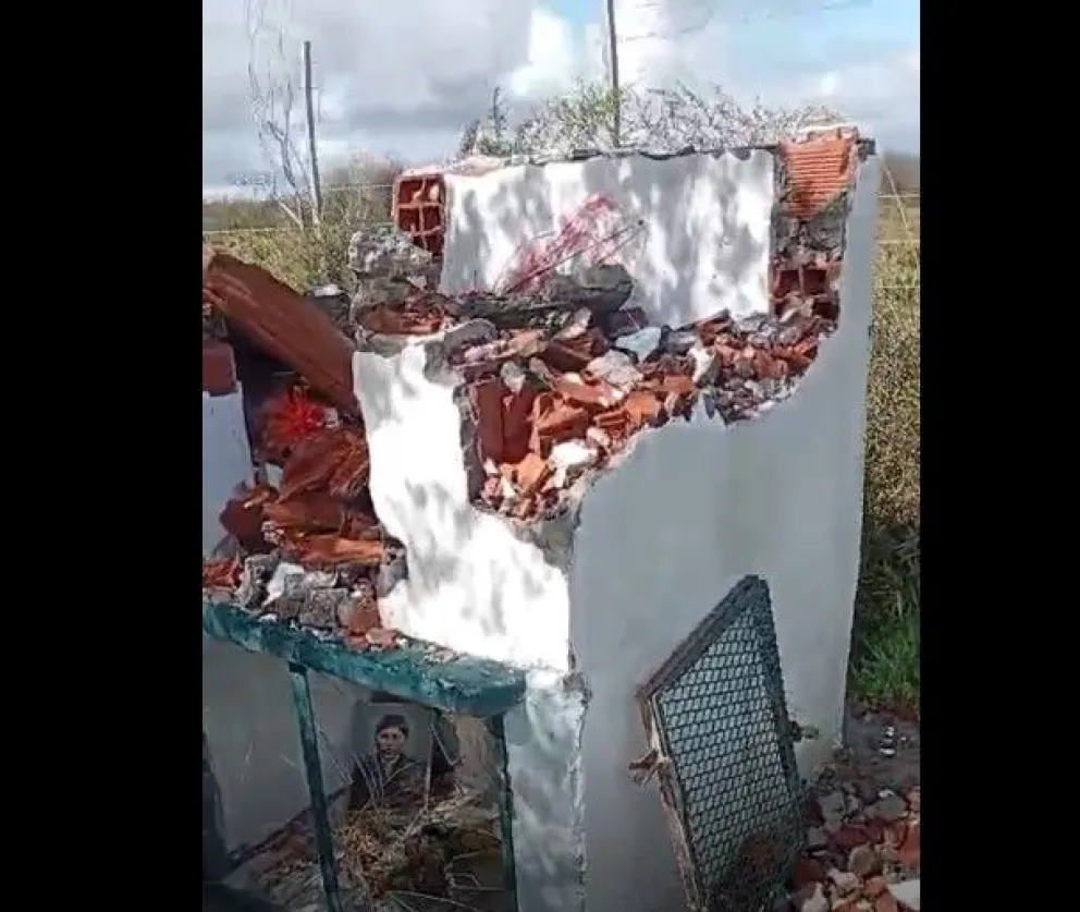 La estructura quedó completamente destruida. 