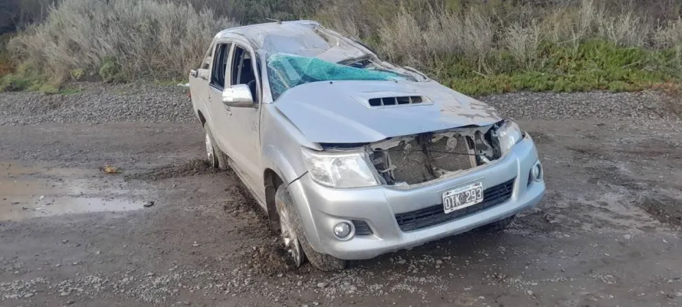 Así quedó la camioneta luego del accidente. Foto gentileza.