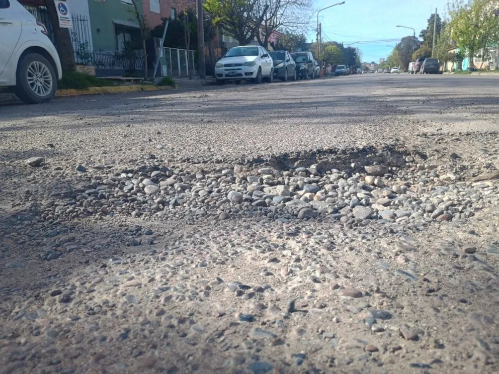 Estado en que se encuentra la calle Guatemala. Fotos Vanesa Schwemmler para NoticiasNet.