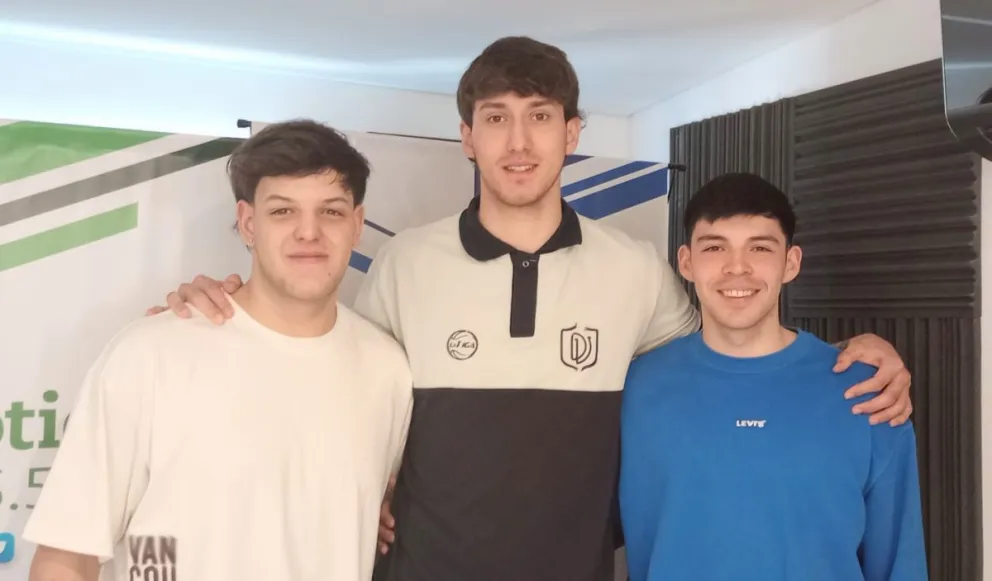 Parte del equipo campeón del Deportivo Viedma.