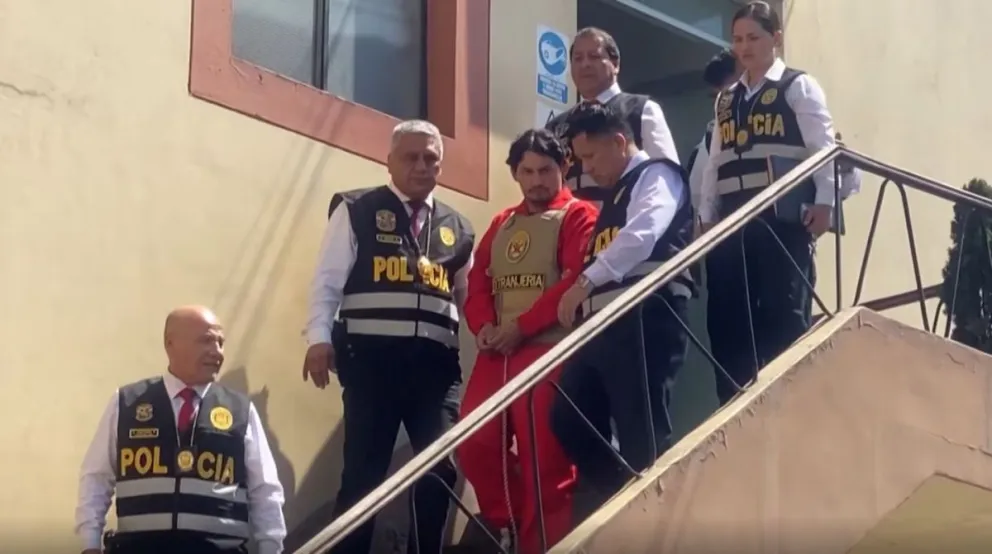 Se trata de la mano derecha de “Pequeño J”.