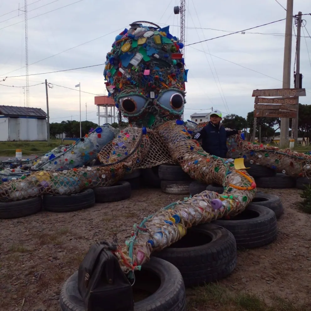 A partir de un proyecto de reciclado, embellecieron el lugar. Fotos de Cultura de Carmen de Patagones.