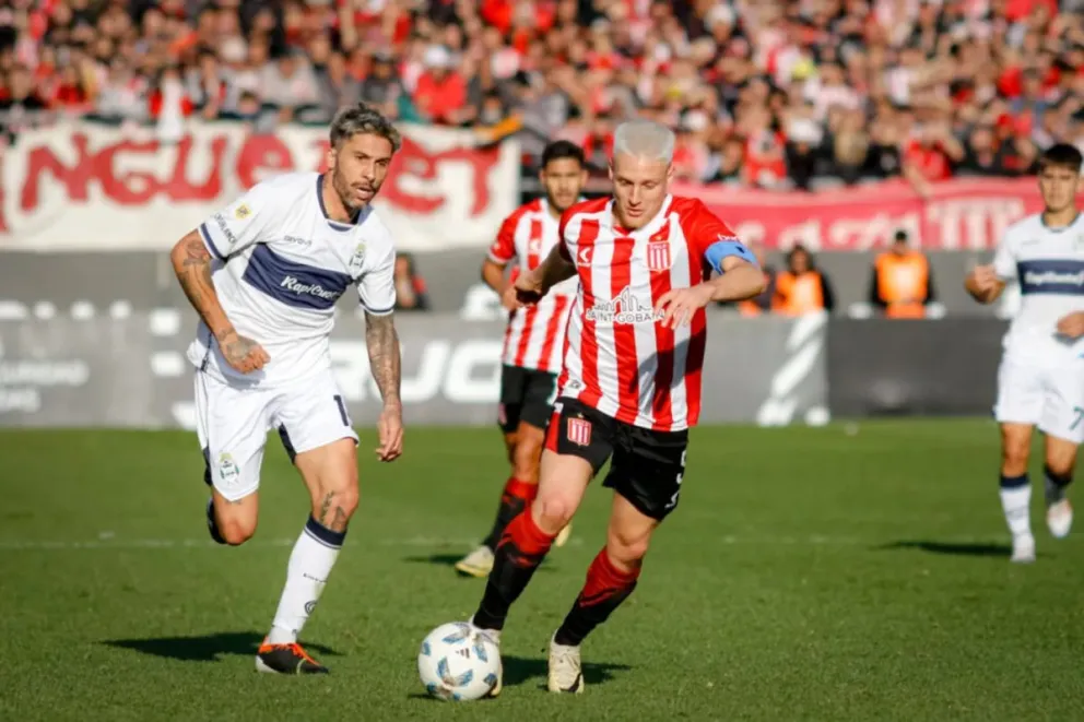 Partido por la fecha 13 del Torneo Clausura.