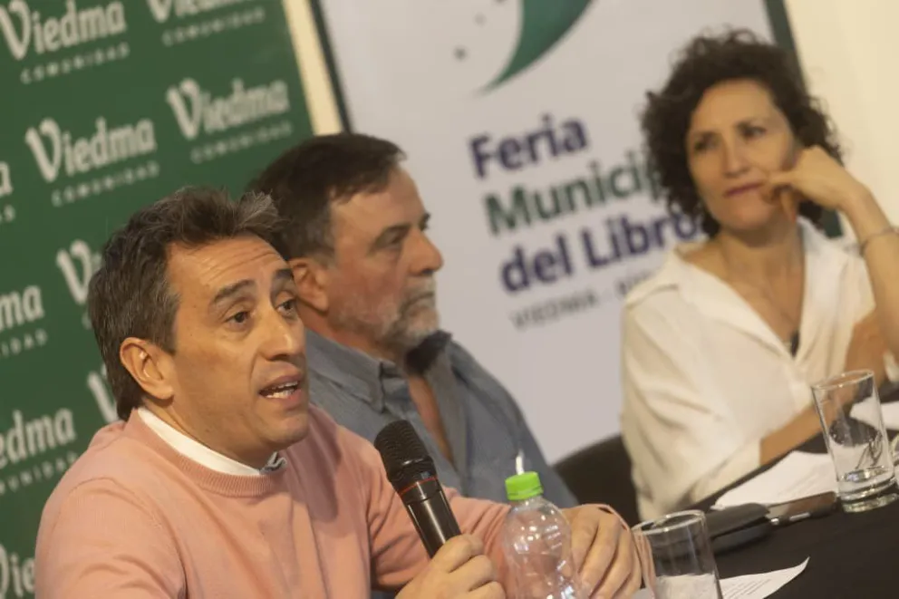 La presentación se llevó a cabo este martes en el Centro Municipal de Cultura. Fotos gentileza.