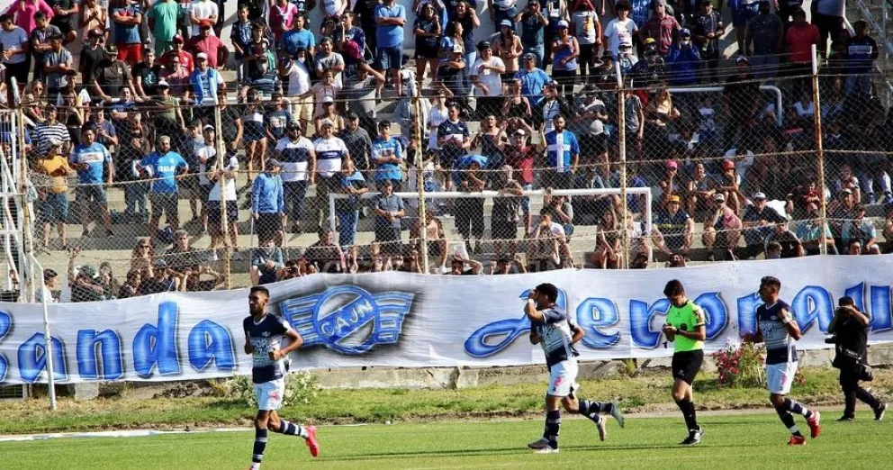 Fuerte presencia del arbitraje local en el regional Amateur. 