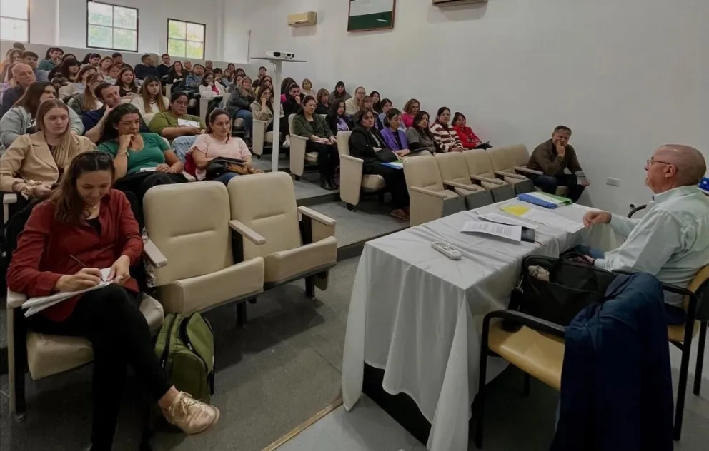 La actividad se llevó a cabo en la sala auditorio del IPAP. 