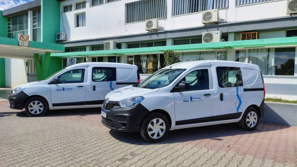 Hace poco se entregaron vehículos para mejorar en parte la atención.