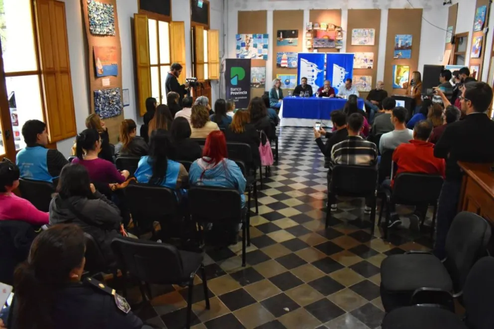 La presentación se hizo este lunes en la Casa Cagliero.