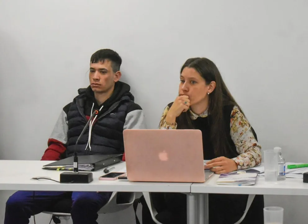 Yuthiel Huinca está acusado de haber disparado la bala que mató a Jonathan Caracciolo. Fotos NoticiasNet. 