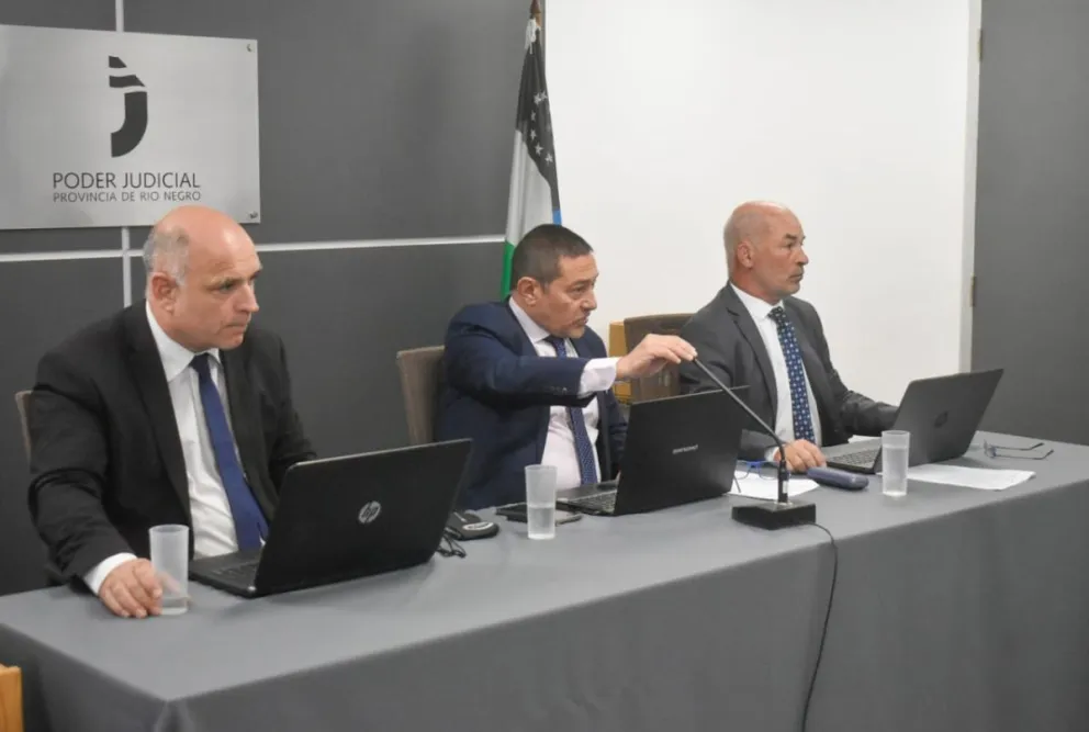 El tribunal que juzgará el destino del acusado Yuthiel Huinca. 