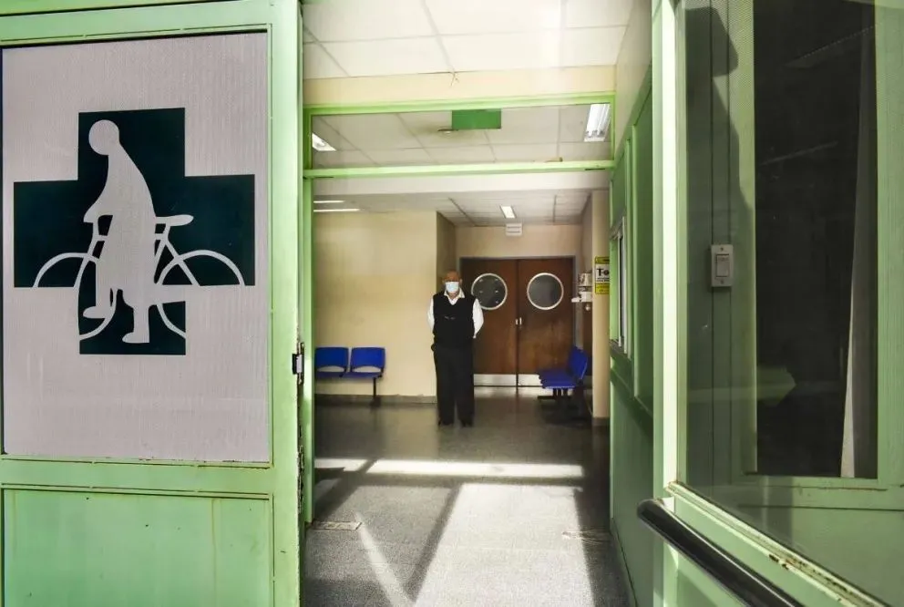 Guardia del Hospital Zatti. Foto archivo.