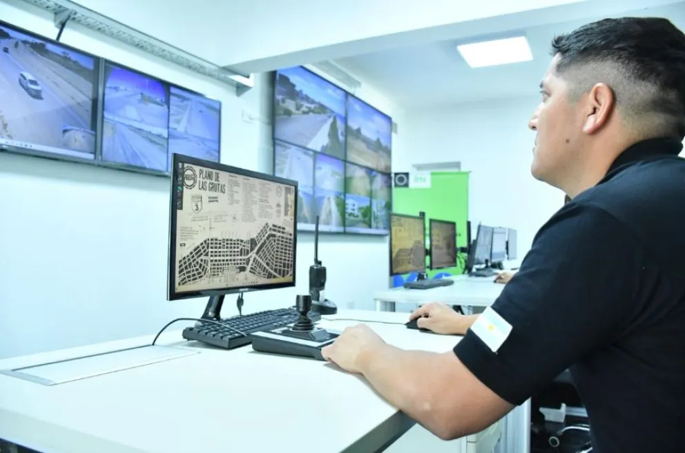 Se lleva adelante un intenso plan de capacitación para profesionalizar a su personal de seguridad.