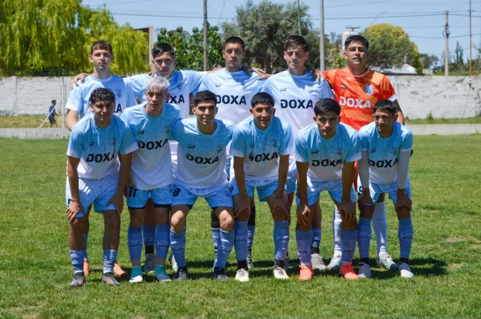 Villalonga goleó como visitante a Jorge Newbery y trepa en su zona