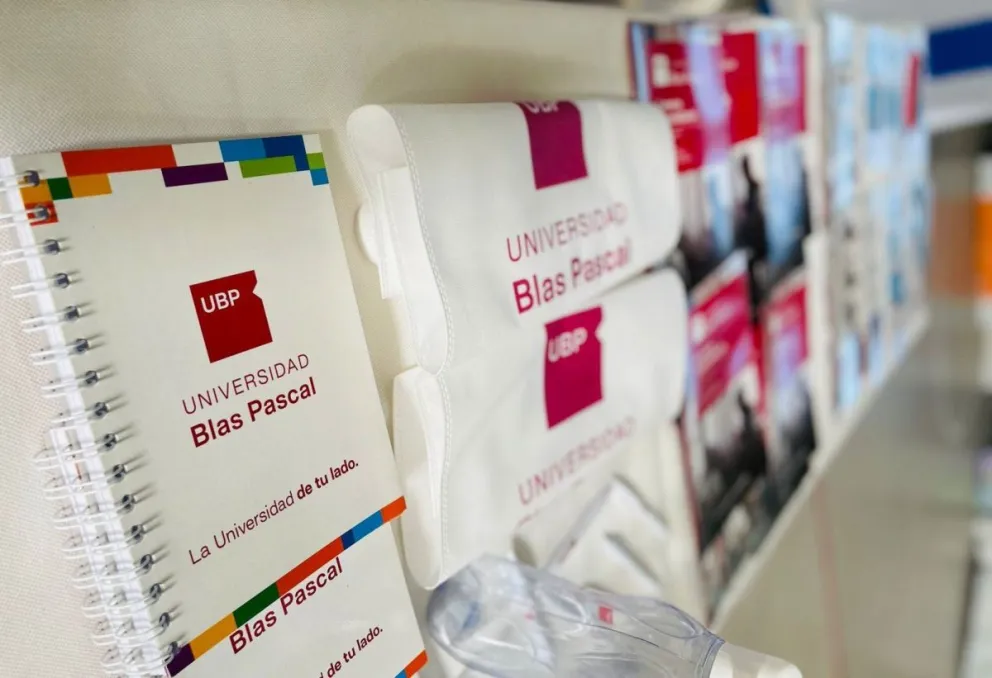 Los títulos emitidos por la UBP son oficiales de validez nacional.