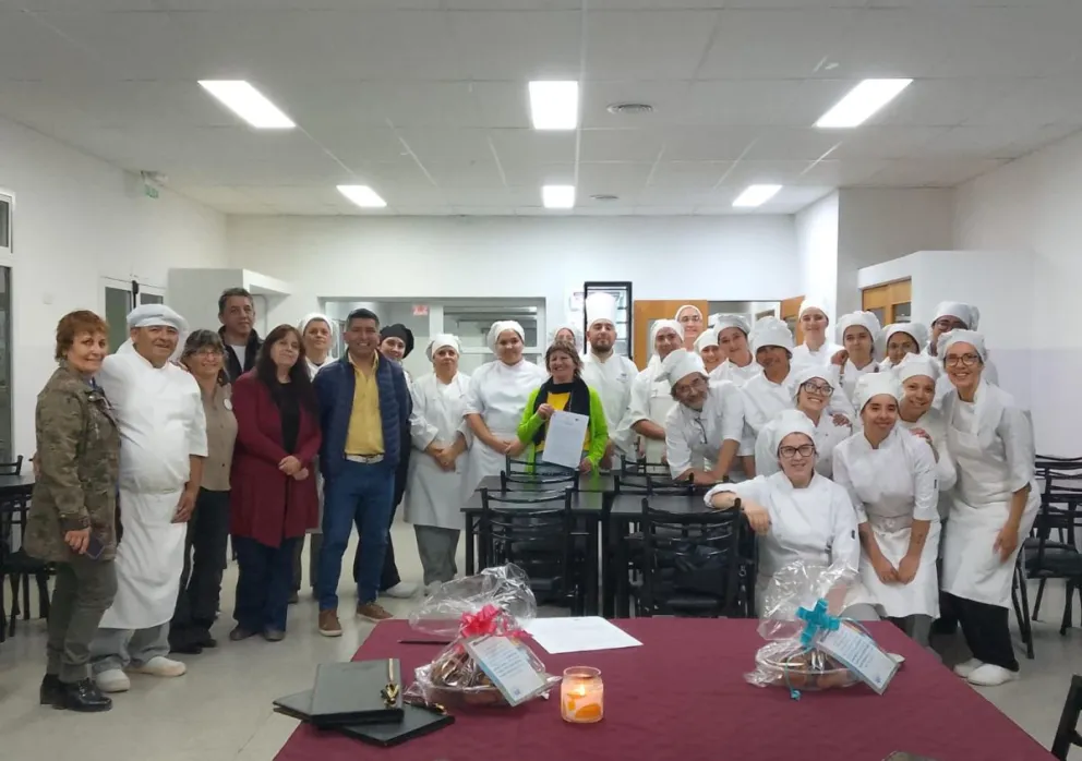 El encuentro concluyó con una degustación de distintas recetas elaboradas por estudiantes y docentes.