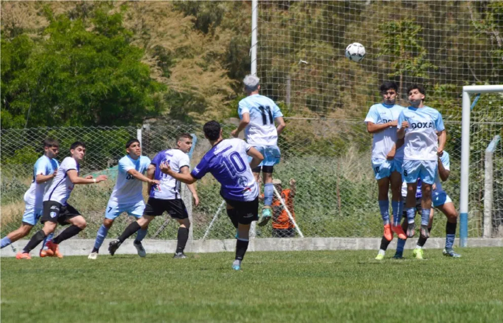 Recta final para conocer a los campeones del torneo Oficial. Foto archivo TRA (Emanuel MIrenghi)