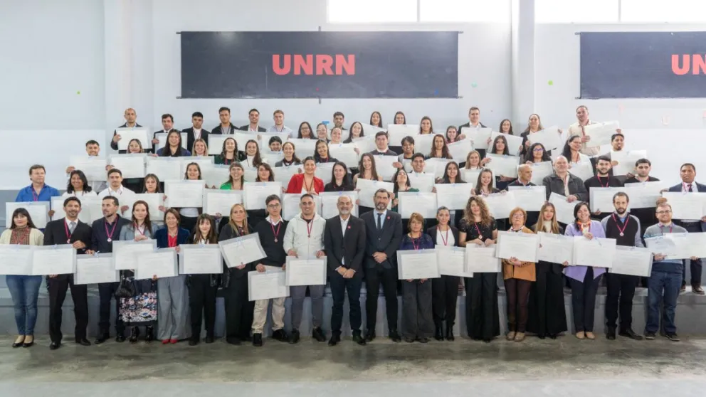 Primera ceremonia de graduación de 2025 en la Sede Atlántica.