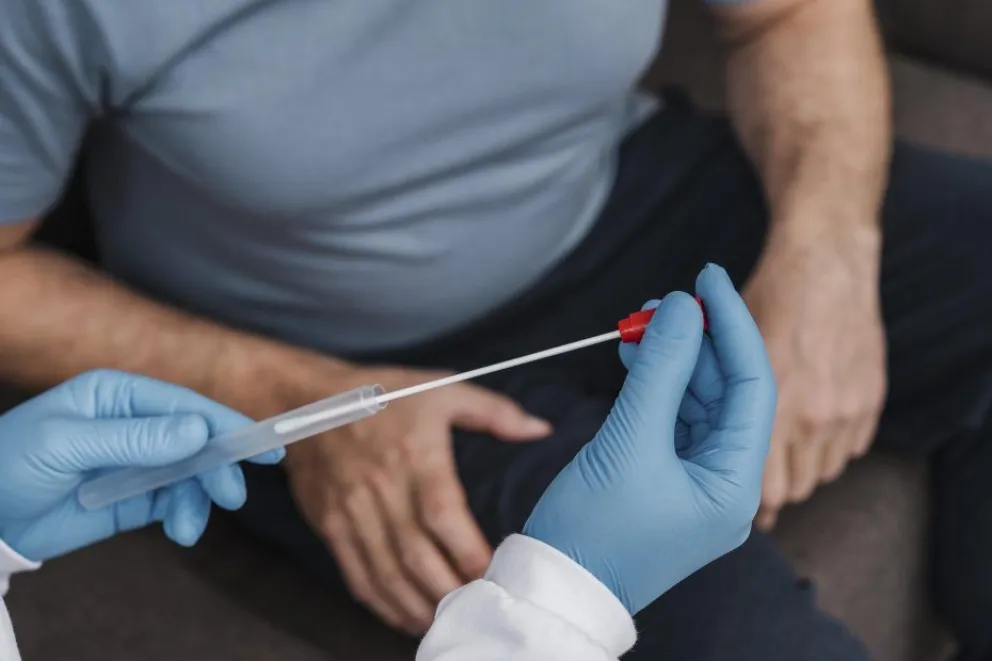 La especialista advirtió que los nuevos contagios se deben a la falta de uso del preservativo.