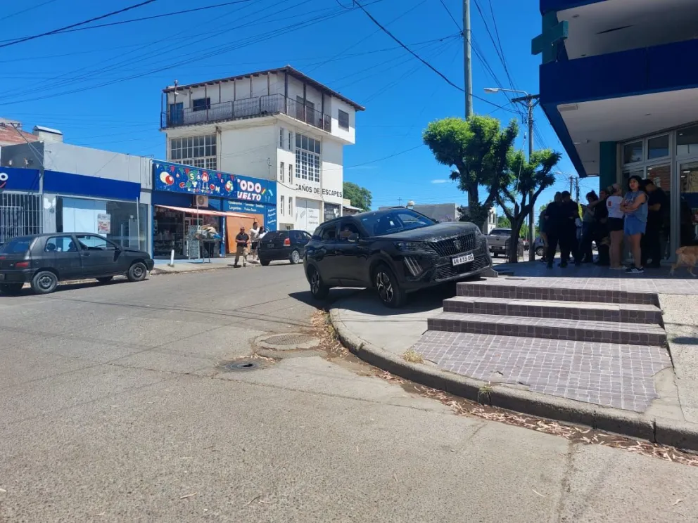 Esquina de Moreno y Boulevard Contin de Viedma. Foto: NoticiasNet. 