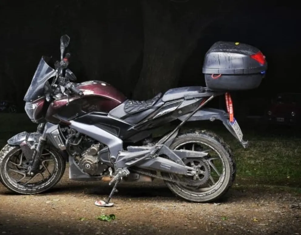 Con un gran despliegue, la fuerza logró recuperar el vehículo. 