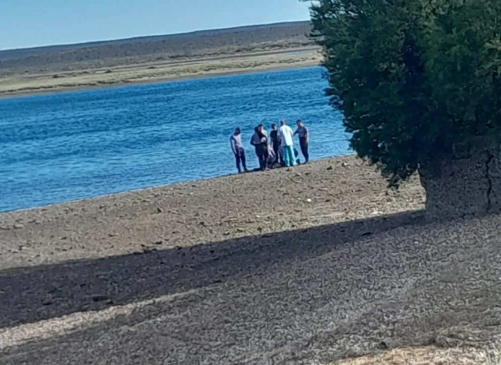 Amplio operativo policial en el agua. Foto gentileza. 