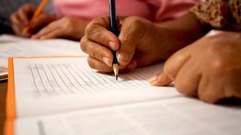 La idea es crear un ambiente cómodo donde la gente pueda "amigarse con el lápiz".