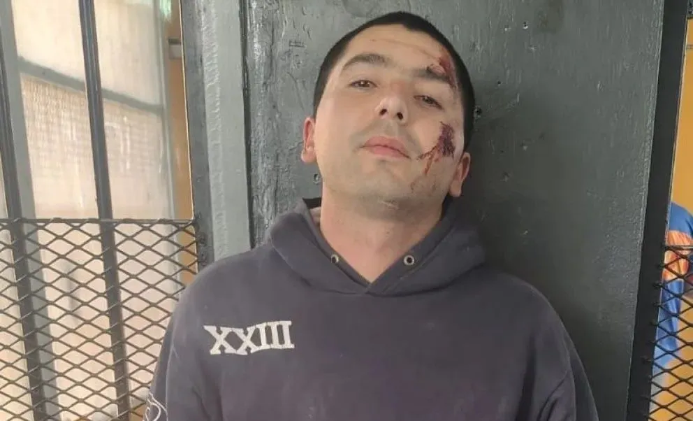 Ramiro Ezequiel Sosa es el último de los fugados que continúa siendo buscado por la Policía.