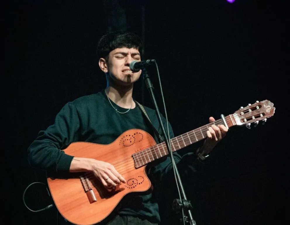 Elías Navarrete se consagró en La Plata y busca llegar al Cosquín 2026