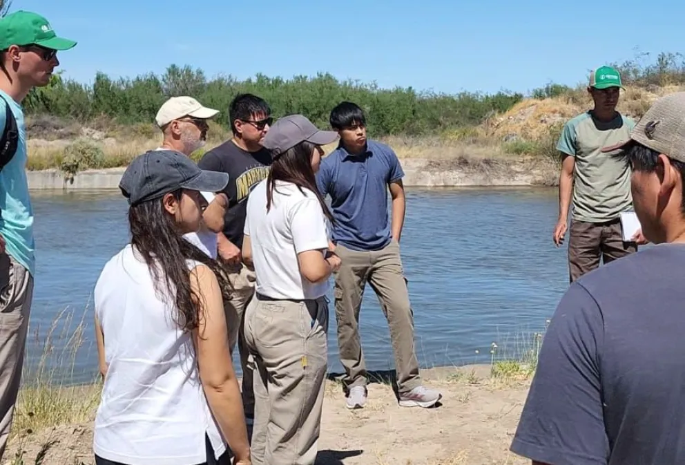 Los estudiantes del período 2025 en una de las salidas. 