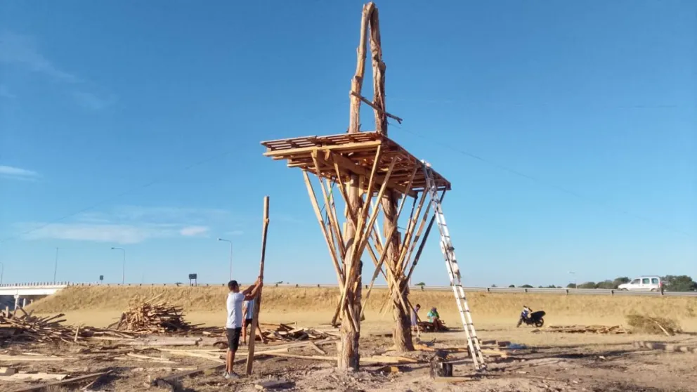 El armado de la estructura ingresó en la última semana. 