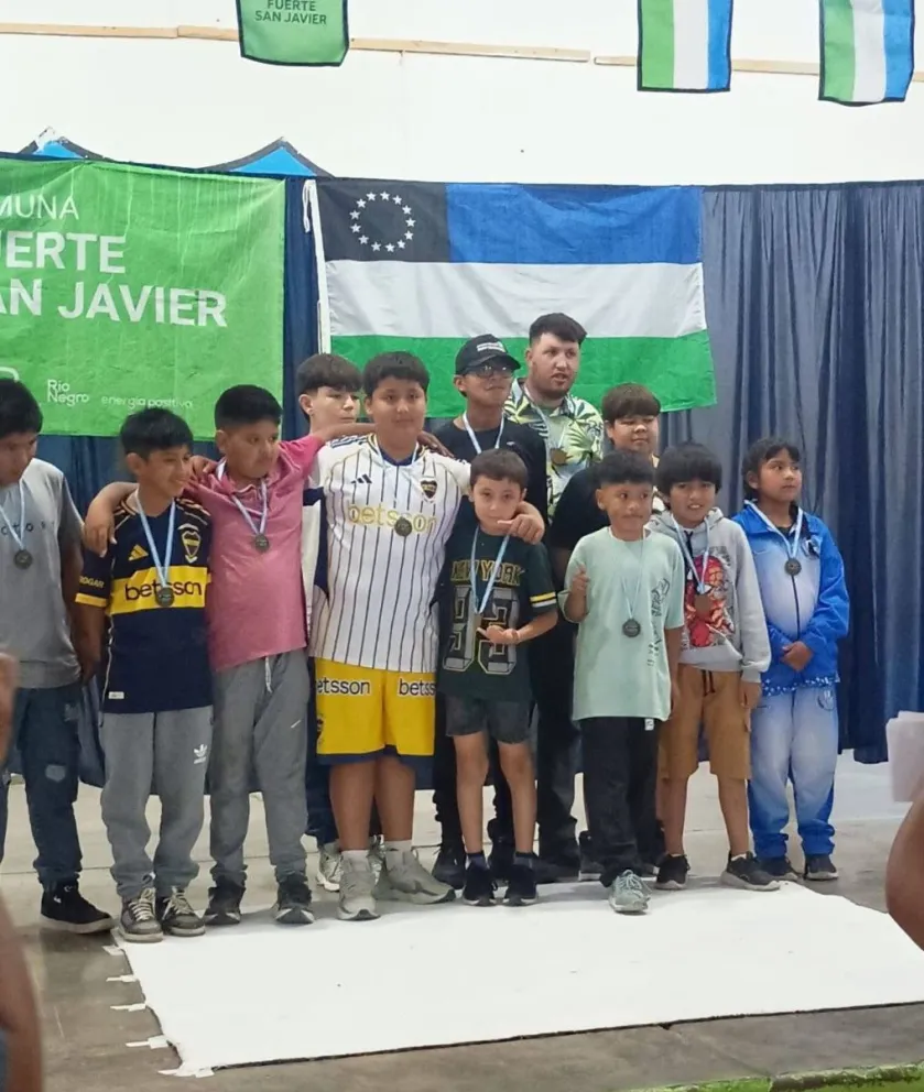 San Javier despidió el año con reconocimientos y deseos para el 2026. Fotos gentileza. 