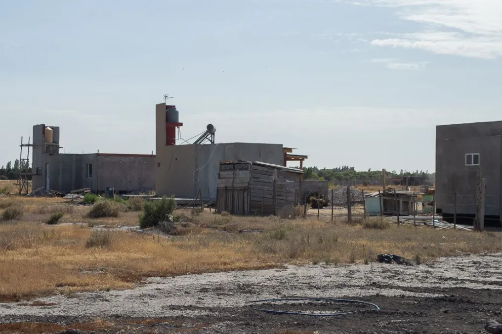 Costanera Sur, barrio suburbano ubicado en el kilómetro 9 de la ruta Provincial 1 de Viedma. Foto NoticiasNet (archivo). 